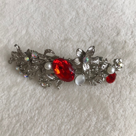 DECORATIVE HAIR CLIP - Picture 2 of 5